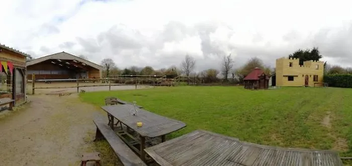 בית נופש Ecuries Leseigneur - *